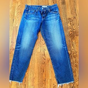 AG S31 Ex-Boyfriend distressed crop Jean